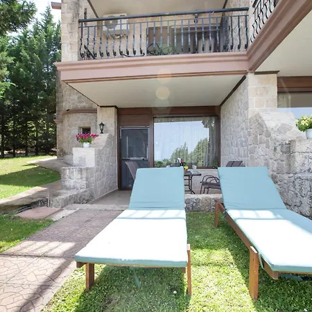 Twin Castles Maisonettes By Rentalspro Services - Halkidiki *