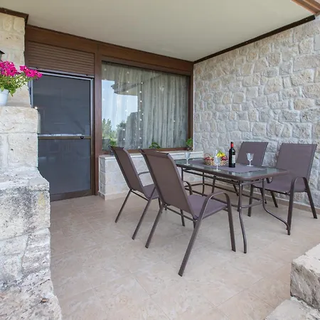 Vakantiehuis Twin Castles Maisonettes By Rentalspro Services - Halkidiki *