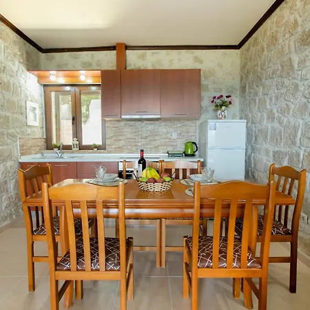 Vakantiehuis Twin Castles Maisonettes By Rentalspro Services - Halkidiki *