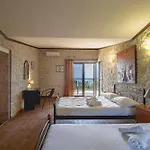 Twin Castles Maisonettes By Rentalspro Services - Halkidiki * Kriopijí