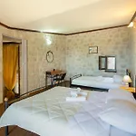 Twin Castles Maisonettes By Rentalspro Services - Halkidiki *